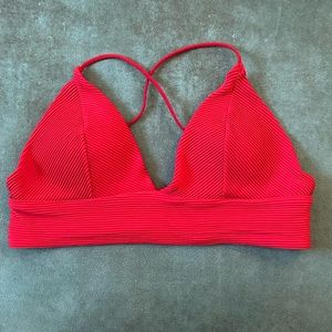 Bikini Top🍓 Adjustable straps with great support✨
Size: 6 - M